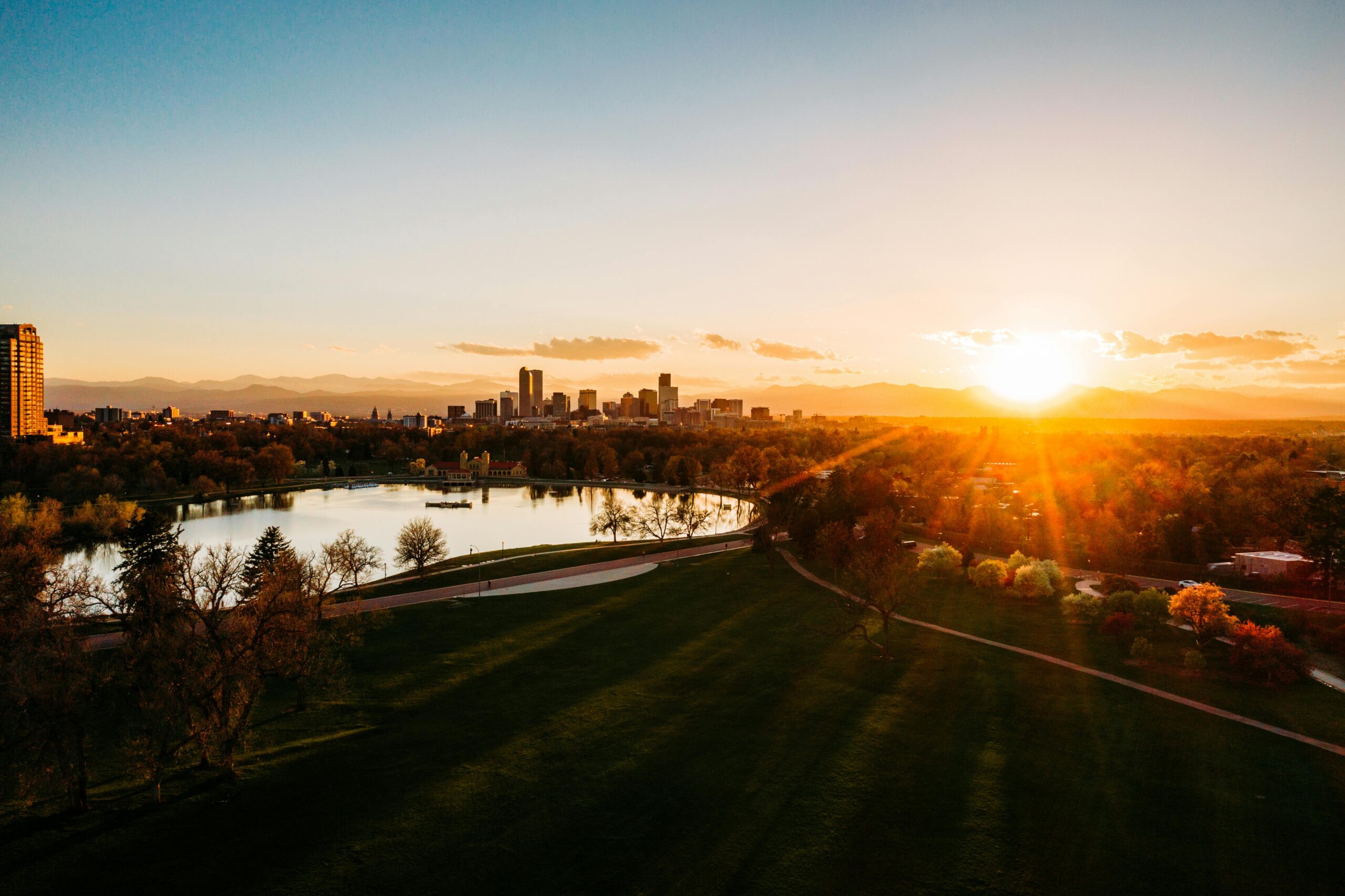 sunset photo overlooking denver